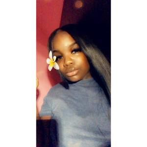 Meet your Posher, Riahh